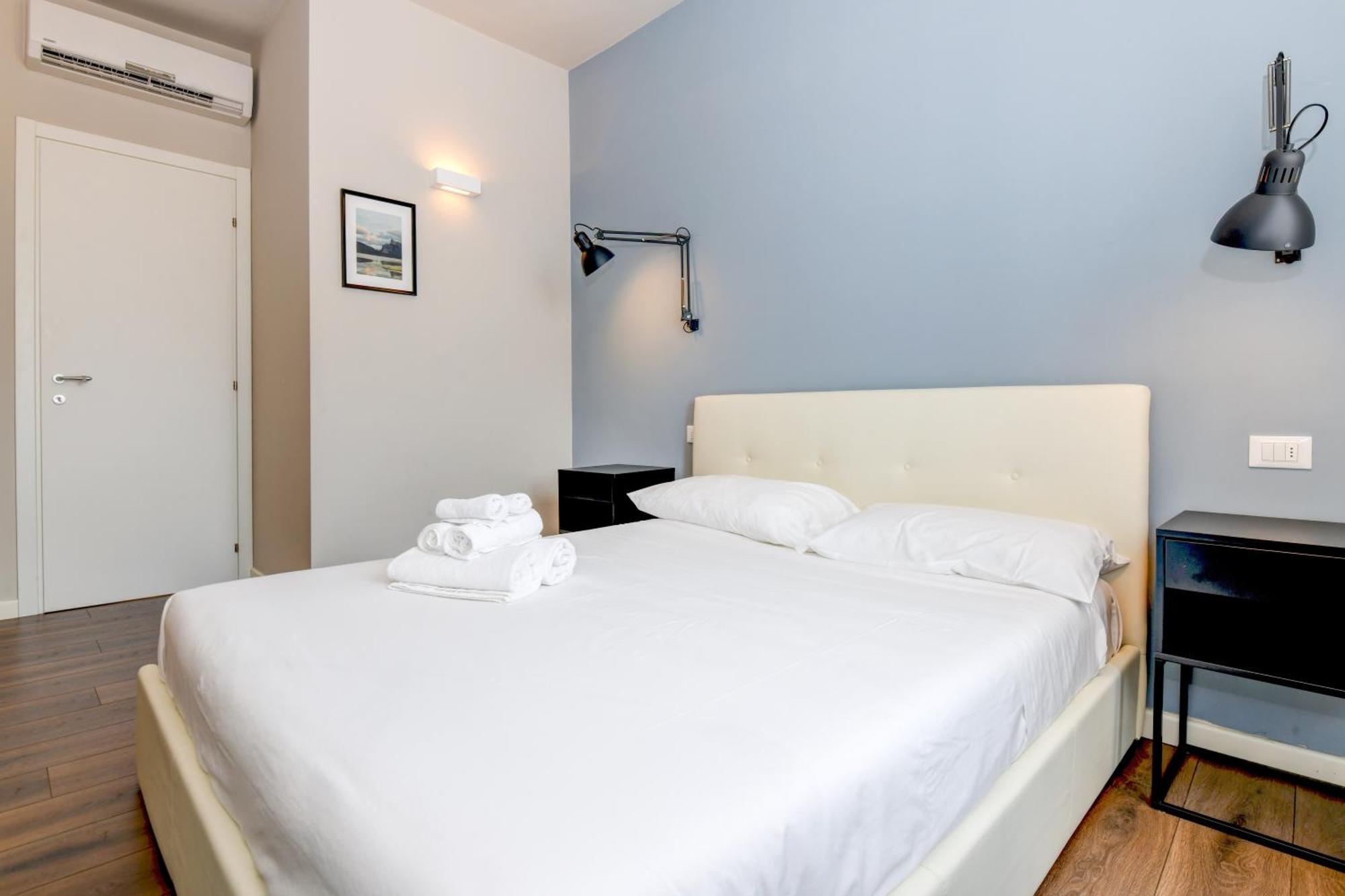 Desenzanoloft Official Partner Marriott Homes & Villas - Jack'S Penthouse Desenzano del Garda Dış mekan fotoğraf