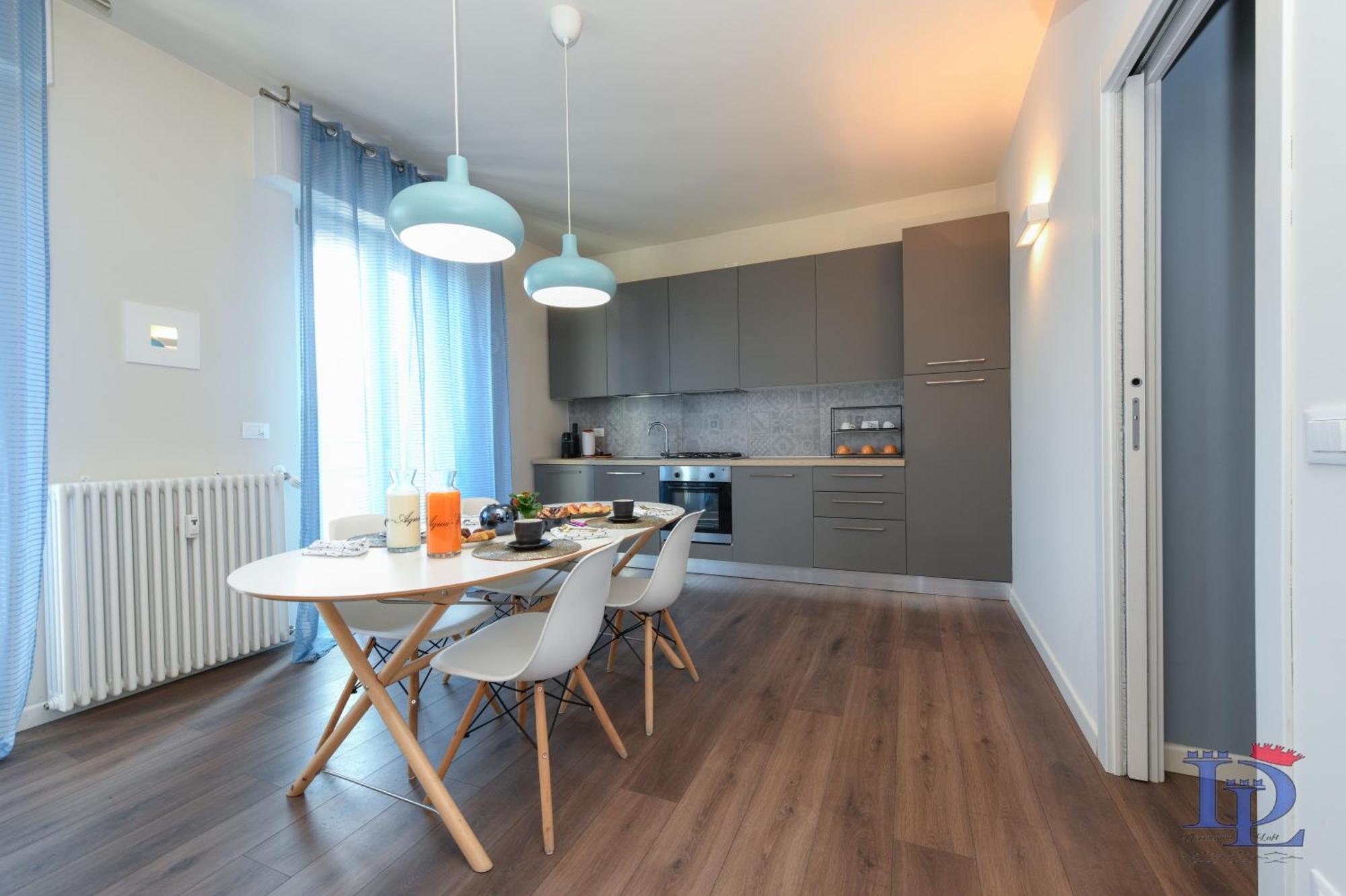 Desenzanoloft Official Partner Marriott Homes & Villas - Jack'S Penthouse Desenzano del Garda Dış mekan fotoğraf